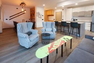 Centre of Old Town, Fully Renovated, Amazing Views & Car Park