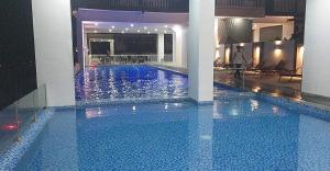 Condotel810byWVtowers1&2
