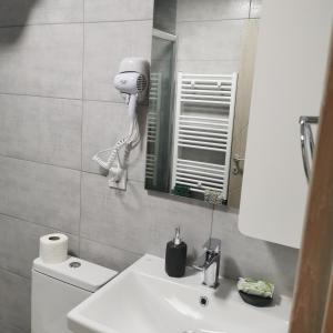 Nest Apartment