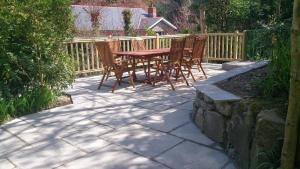 Penbryn Mynach Holiday Cottage