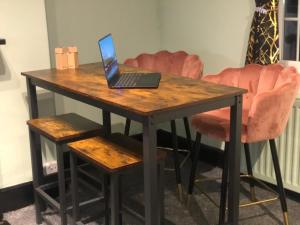 One Bed Apartment in Windsor Town Centre, 5 min walk to the Castle!!