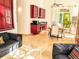 6br 2kitchen @beach and 5th Ave Pool Fase1 16max