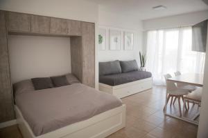 Renovado monoambiente en La Feliz con seña