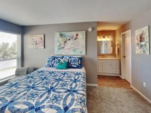 Palms At Cove View 809 - Canvas Palms