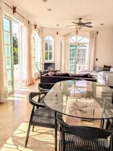 Los Castillos 3br Penthouse Pool Rooftop ocean view FASE1 RARE