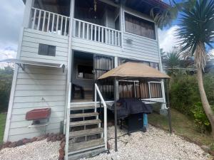 Parque Nacional Volcán Poás Cabaña Abby