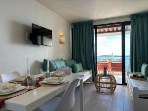 Studio cabine 5 couchages à Cannes avec piscine et parking - FR-1-609-97