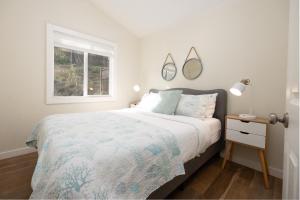 Bright Pacifica Townhouse