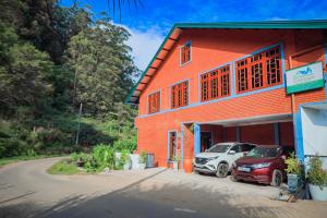 The Backwoods Standard Cottage