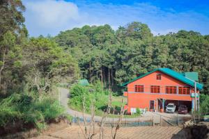 The Backwoods Standard Cottage