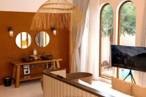 SIRAVA Kohlarn - สิราวา เกาะล้าน