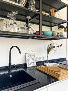 Las Filipinas, Apartment Lemoni