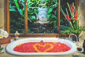 Jungle Villa! Breath-taking views & near Ubud!