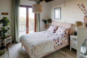 Perivolakia Panorama House