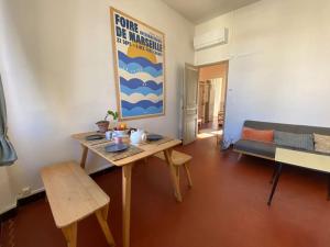 Appartement T3 dans une maison de ville - Vélodrome - saint giniez