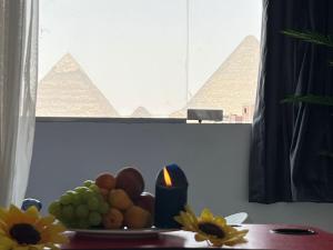 Pharaoh jacuzzi pyramids view