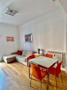 Angel House - balcony and view