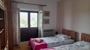 Family Apartment Tonko with King's Bed - Matulji