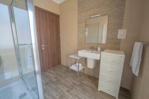 Stylish, Modern & Spacious 1BR Apartment close to Salina Bay - Bugibba
