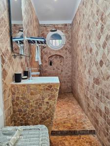 Appartements Guest house calme avec acces jardin et piscine : photos des chambres
