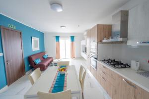 Stylish, Modern & Spacious 1BR Apartment close to Salina Bay - Bugibba