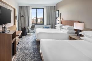 Traditional, Guest room, 2 Queen room in Sheraton Hotel Stonebriar