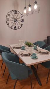 Leonardo lux 77,Vila Leonardo 7