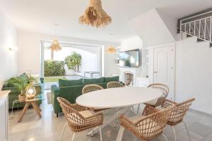 Frontline Beach Townhouse El Rosario- 4 Bedrooms