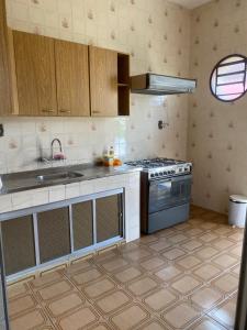 Sobrado familiar para até 7 pessoas a 5 mim da Basílica