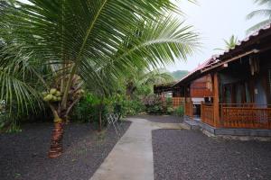 Java Turtle Lodge Meru Betiri