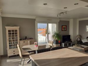 Appartements Bel appartement 75m2 : photos des chambres