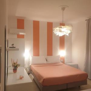 Large Double or Twin Room room in F.Rooms Napoli