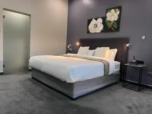 The Raz - Kratzenstein