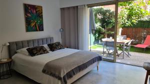 Studio Sun-Beach avec parking et jardin - 500m des plages de Juan Les Pins