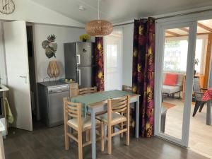 Campings Mobile Homes Sous le Soleil : photos des chambres