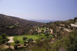 3 bedroom Villa Athina with private pool and golf views, Aphrodite Hills Resort