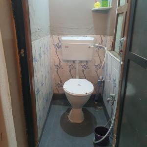 Hotel Family Stay Beside Railway Station