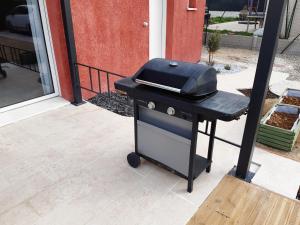 Maisons de vacances Carces, Villa en Provence, piscine, 6 personnes. : photos des chambres