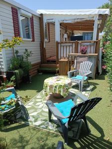 Campings Mobile Homes Sous le Soleil : photos des chambres