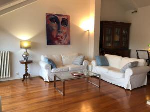 Penthouse in the sky with 30 sqm terrace Milan Central Station