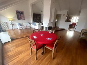 Penthouse in the sky with 30 sqm terrace Milan Central Station