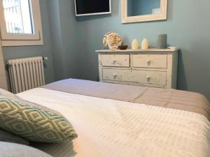 CASA MANDO with Terrace and Jacuzzi