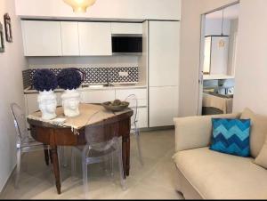 CASA MANDO with Terrace and Jacuzzi