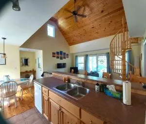 Little Eden Summer Beach Home - Rice Point