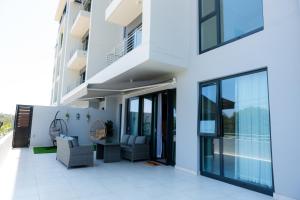 The Four Js Luxury Apartment