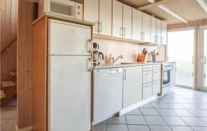 Three-Bedroom Holiday Home In Hemmet