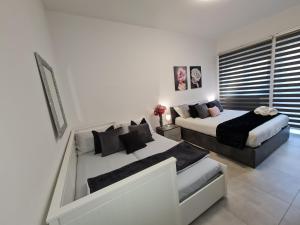 Raymihome Dante -Parking Privato