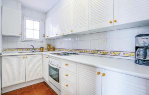 Awesome Apartment In Torrevieja