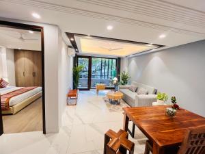 Hotel Gianmala Residency South Extension near AIIMS Delhi