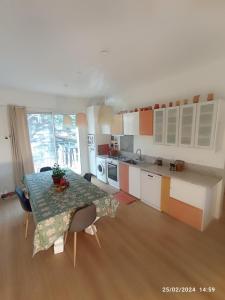 Appartements Aupres de mon arbre : photos des chambres